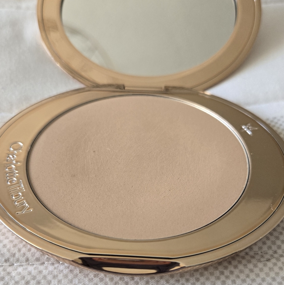 Charlotte Tilbury Airbrush Bronzer - Fair1